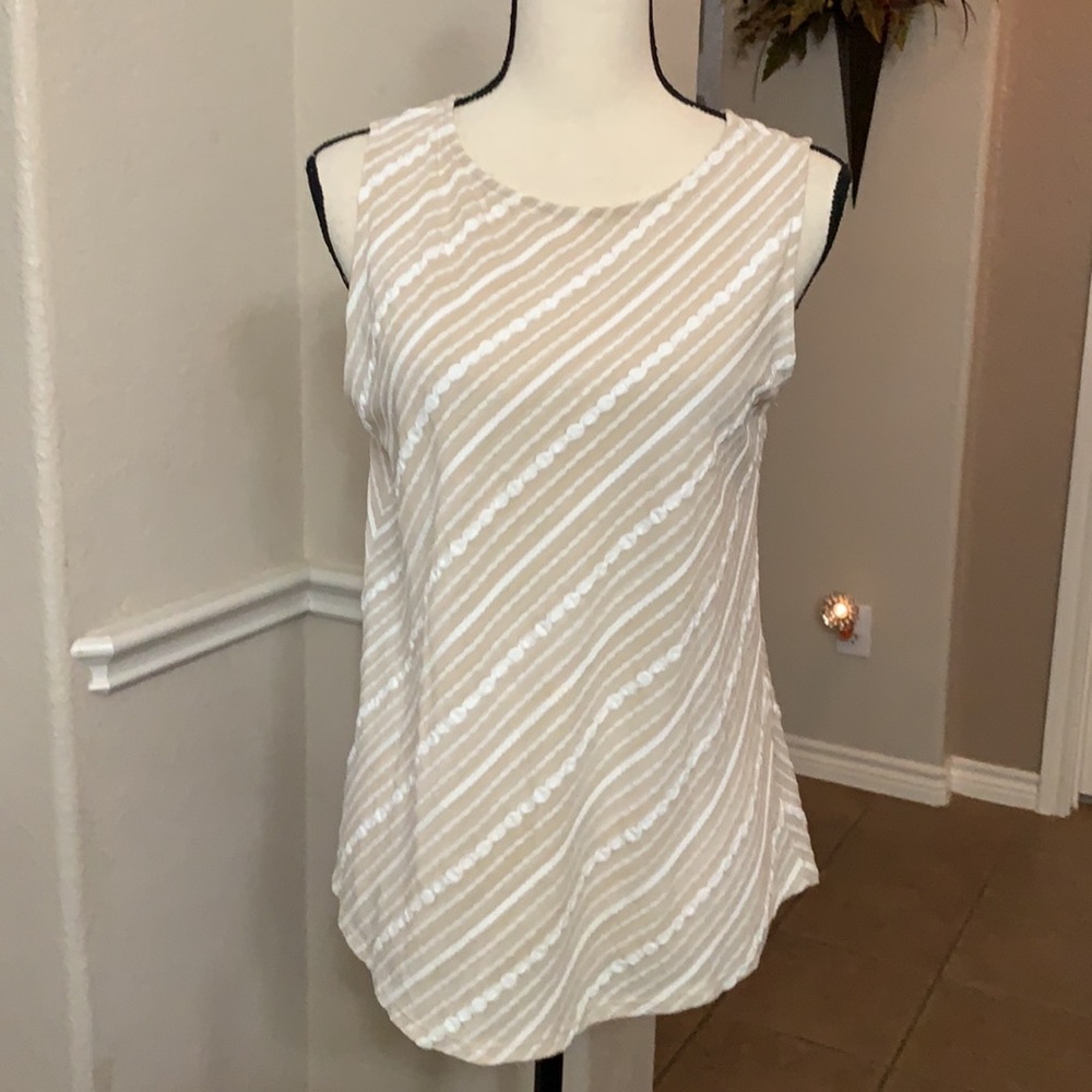 Chico’s tan and white striped top Size M